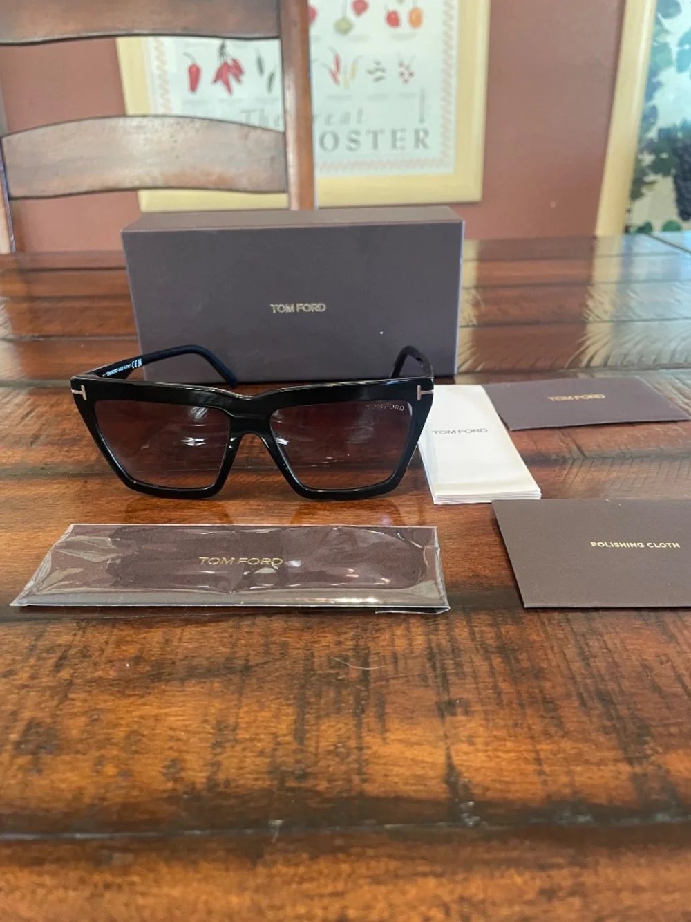 FABULOUS Tom Ford EDEN FT 1110 Black/Grey Shaded (01B)